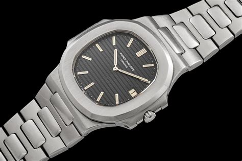 patek philippe steel nautilus ref 3700 1|Patek Philippe Nautilus 3700 price.